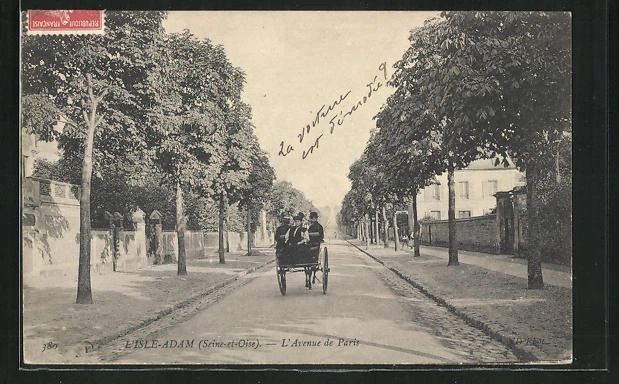 CPA L'Isle-Adam, Lavenue de Paris, street view with horse hitch 1908