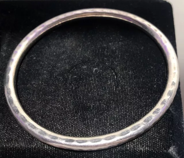 Silpada B1482 Slim Hammered Bangle Bracelet Sterling Silver 13.9 grams 7.5inches