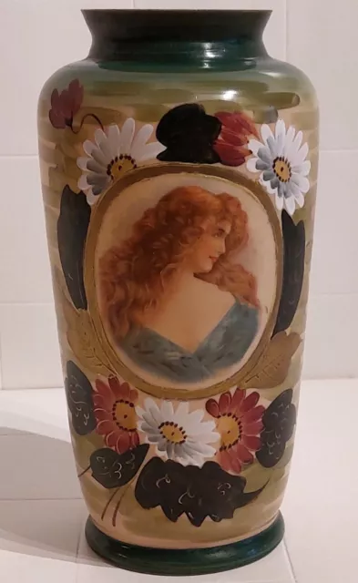 Große Glas Vase Jugendstil handbemalt Porträt einer Frau