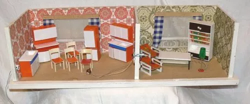 Puppenstube mit Möbel 70er Jahre