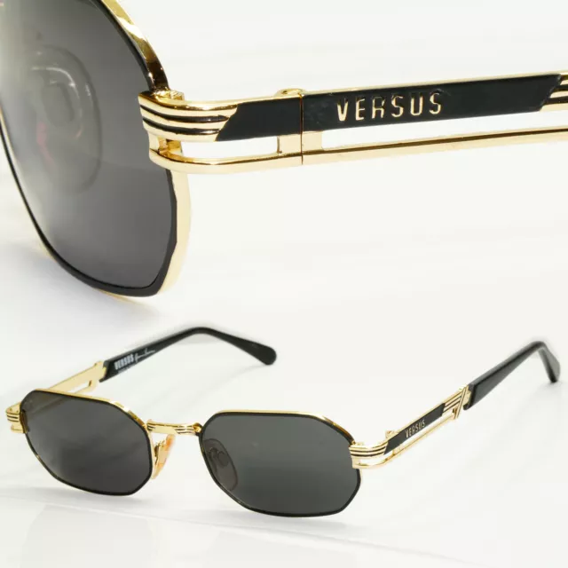 Versus 1996 by Gianni Versace Vintage goldschwarze Sonnenbrille MOD F21 KOL 33M