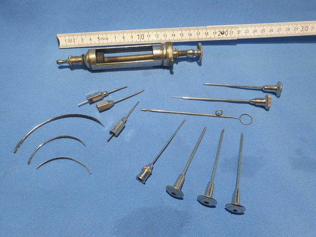 HAUPTNER u.a Veterinärmedizinisches Metallkolben spritze mit Zubehör