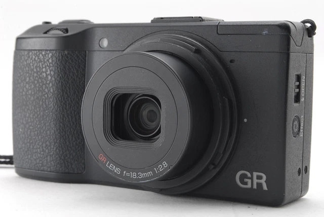 [Exc+5] Ricoh GR 16.2 MP Compact Digital Camera APS-C 18.3mm f2.8 Black JAPAN 2