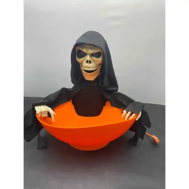 Magic Power Co. Grim Reaper/Skeleton Talking Animated Halloween Decor Candy Bowl