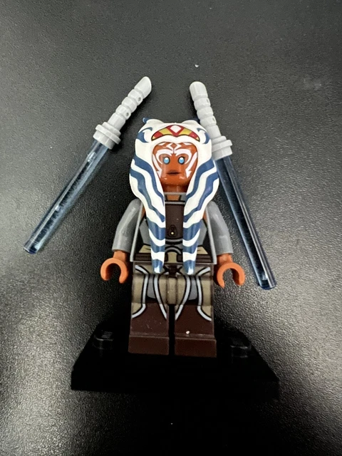 LEGO Star Wars Ahsoka Tano Minifigure Adult Jedi Master Light Grey 75385 sw1354