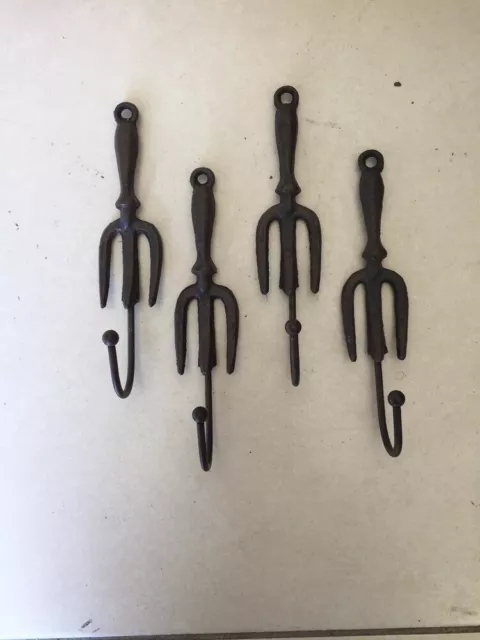 4 x Small Cast Iron Garden Fork Rack Hooks Rustic Brown color