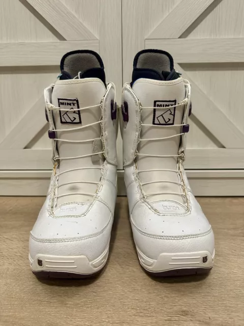 Womens Burton MINT TRUFIT White/Purple Snowboard Boots Size US 9