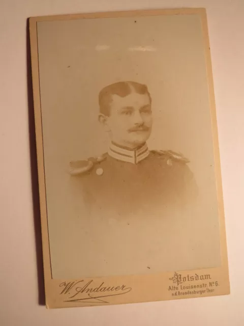 Potsdam -  Soldat in Uniform mit Epauletten - Offizier - Portrait / CDV