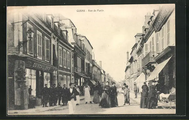 CPA Cosne, Rue de Paris, Strasse im Zentrum