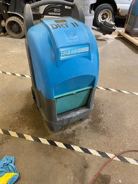 DrizAir 2400 Dehumidifier, 4,700 hours, 115 V, 60 Hz, 11 Amps