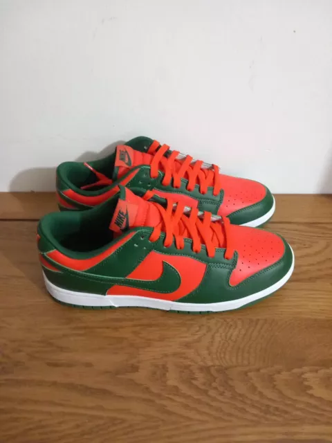 Nike deals verde scuro