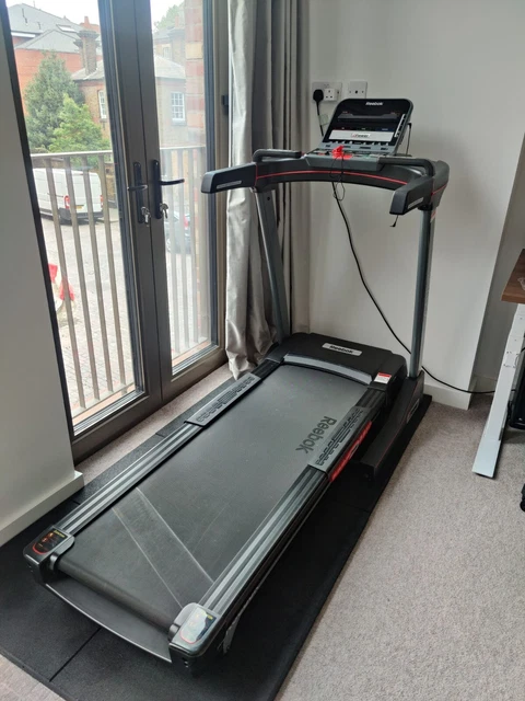 REEBOK Z POWER TREADMILL Excellent condition barely used 182.00