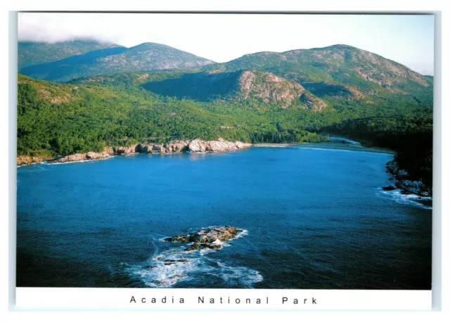 Postcard Old Soaker, Sand Beach & The Mountains of Acadia, Maine ME K9