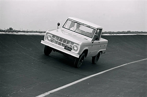 1966 FORD BRONCO Road Test 4 Motor Racing Old Photo $8.50 - PicClick AU