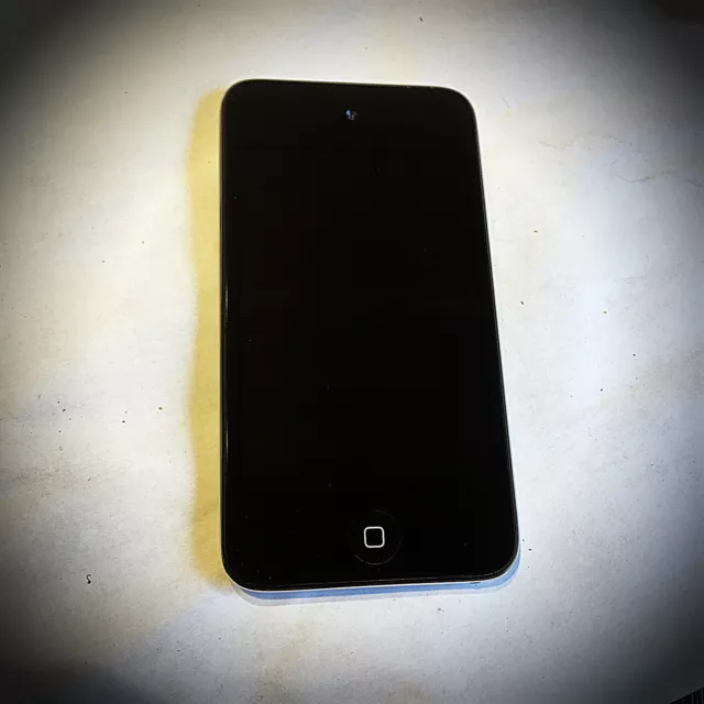 Apple iPod Touch 16 Go A1367 Noir Argent