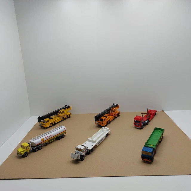 LOT CAMION MAJORETTE EUR 30,00 - FR