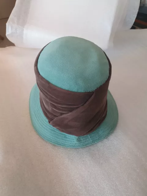 Cappello Vintage Anni 50-60 In Velluto Colore Azzurro Acqua Trapuntato