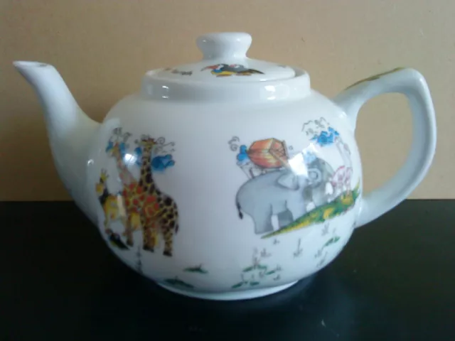 Paul Cardew Noahs Ark 13cm tall Tea Pot