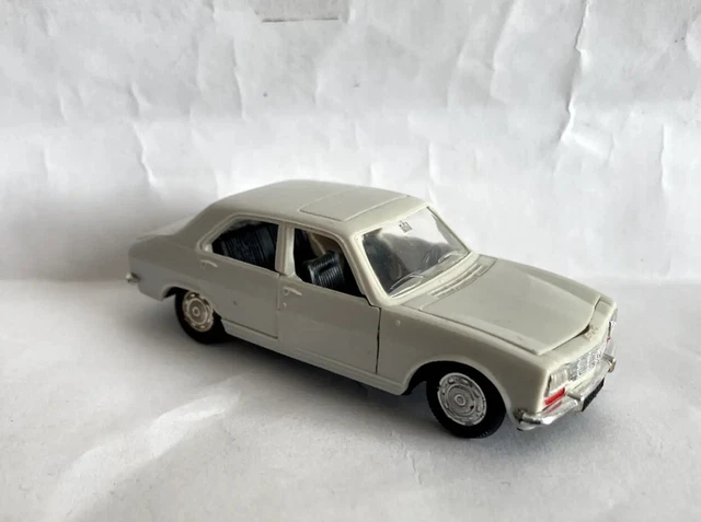 PEUGEOT 404 ORANGE SERVO DIRECTION CARAVANE