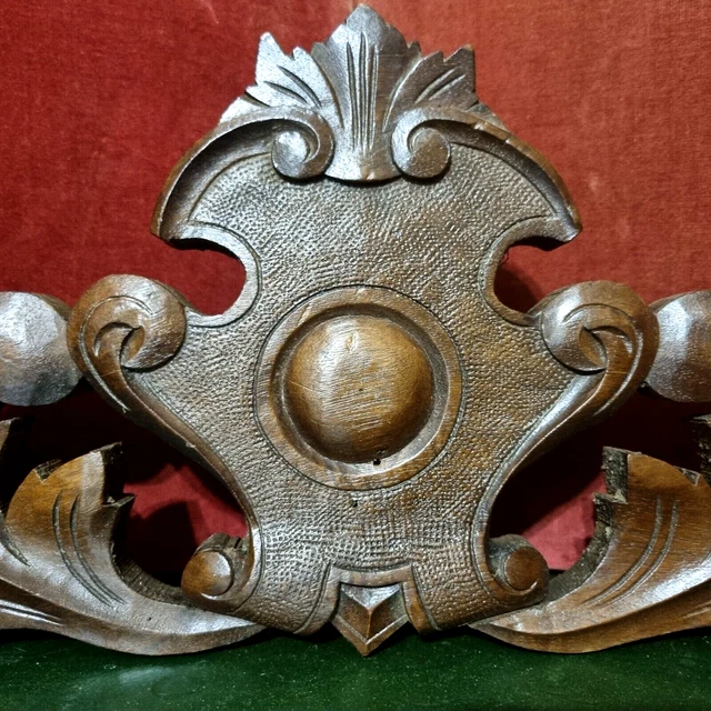 Scroll acanthus carving overdoor pediment - Antique french architectural salvage
