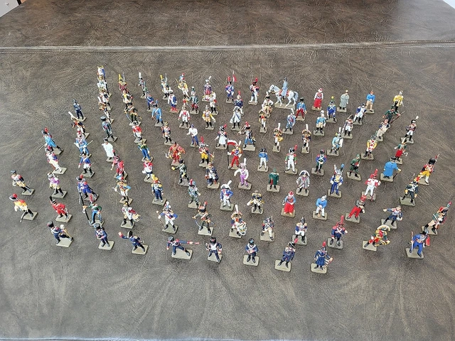 Lot De 10 Soldats De Plomb Pompier De Paris Hauteur 6 Cm En Bon Etat