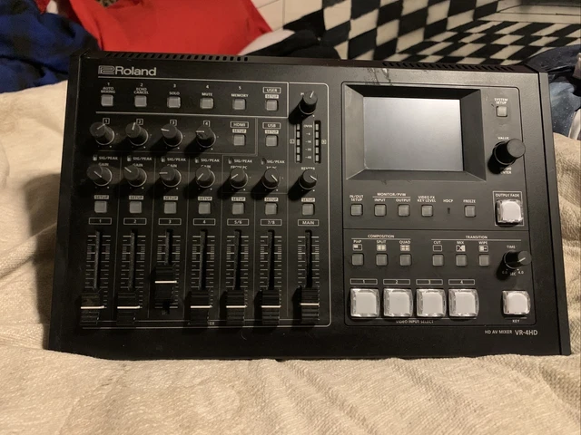 Roland VR-4HD - HD  AV Mixer in excellent condition