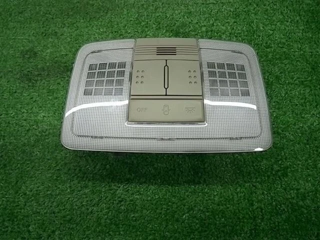 Luce TOYOTA PREMIO 2010 DBA-ZRT261 8126020290E0 [USATA] [PA27770595]