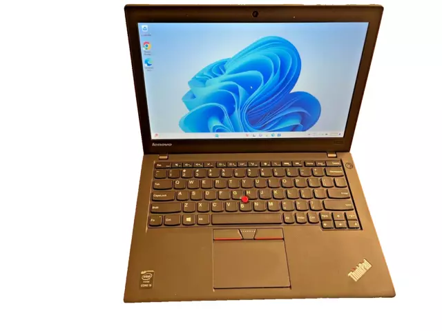 Lenovo ThinkPad X250 i5 5200U 2.2Ghz 8GB RAM  12.5", Win 11  Pro 1TB SSD