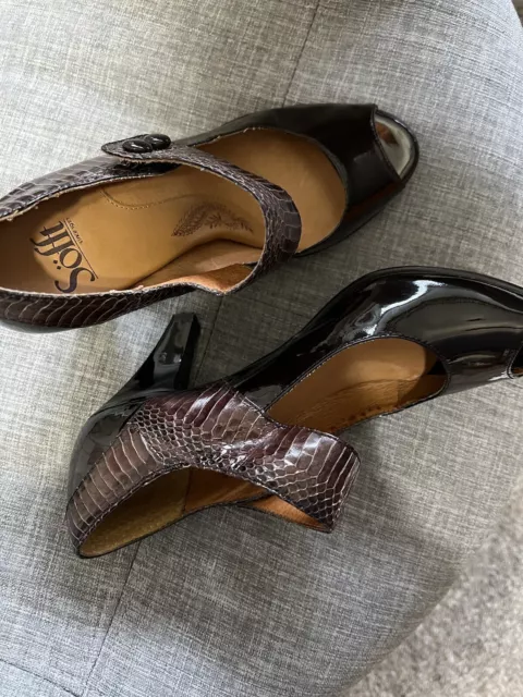 Softt Brown Patent Leather Heels Size 7.5 Mary Jane Buckle Peep Toes 3.25" Heel