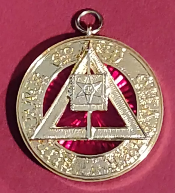 Supreme Grand Chapter Masonic Collar Jewel - Past Standard Bearer
