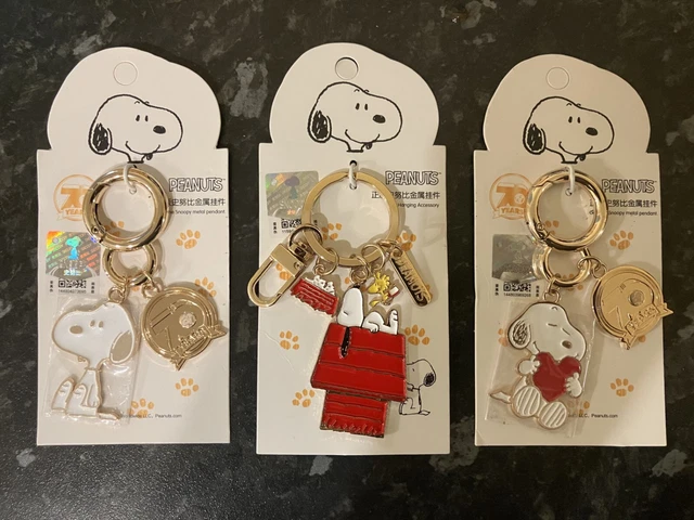 PEANUTS 70TH ANNIVERSARY Pin Badge Set Snoopy Limited
