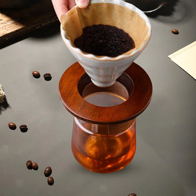 Versez sur le porte-goutte à goutte Cone Tea Cup Bottom Coffee Dripper Stand