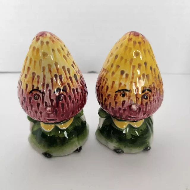 VTG Kitsch Anthropomorphic Strawberry Head Lady Dress Salt Pepper Shakers RARE