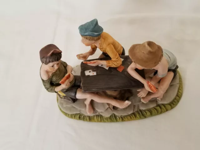 Capodimonte - " The Cheats " Figurine of Three Boys Playing Poker Hand Painted 2