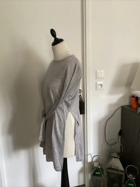 Pull Homme Tissaia Fin Gris Rayé - Taille M - Col V Coton - Très Bon état