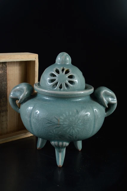 G2513: Korean Goryeo celadon Flower inlay INCENSE BURNER, auto w/signed box