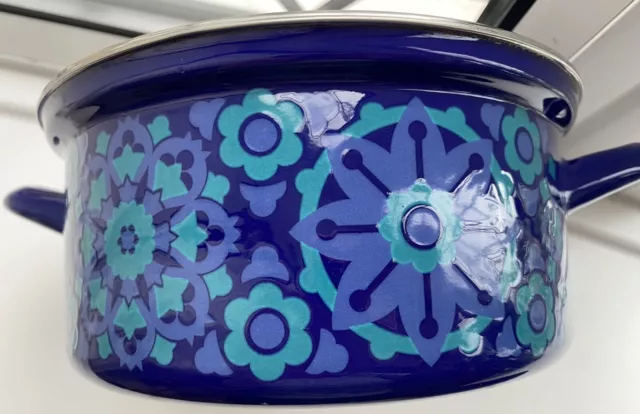 Enamel Casserole Pan / Floral Design / Blue /1970s Retro Vintage VGC