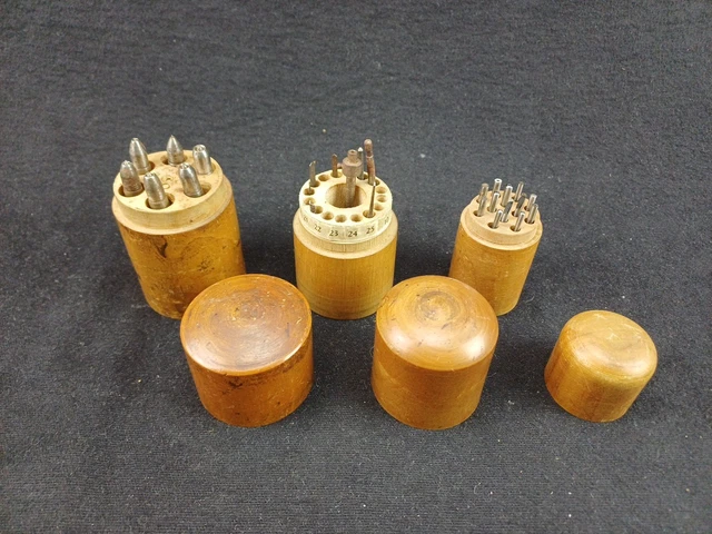 LOT DE BEAUX Outils ancien pour ouvrir les montres. laiton. Horlogerie