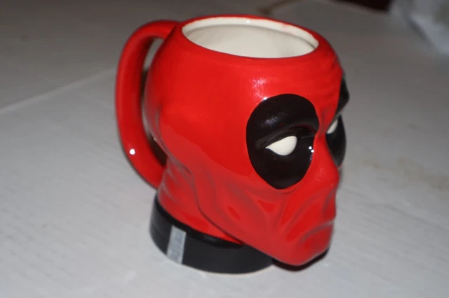 Marvel Deadpool Molded 3D 20 Ounce Ceramic Coffee Cup