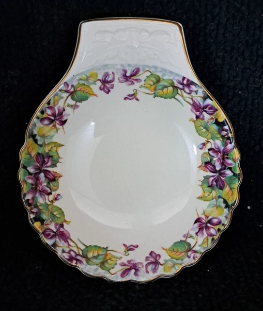 ROYAL DOULTON PIN Dish Violets D6400 32009