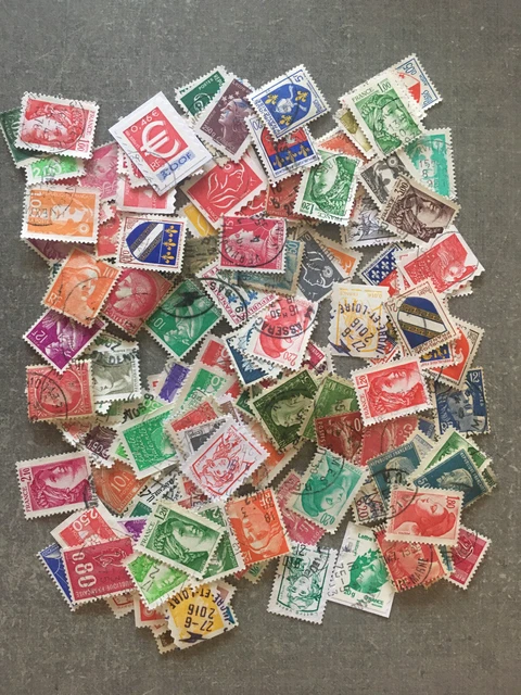 Lot De 370 Timbres France Oblitérés – Tous Différents + 4 Enveloppes 1er Jour
