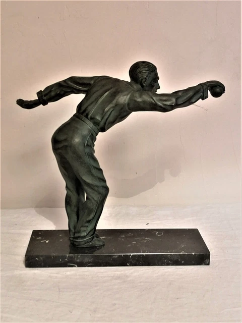 Statuette Joueur De Pétanque - Figurine En Résine Ou Plâtre - Occasion