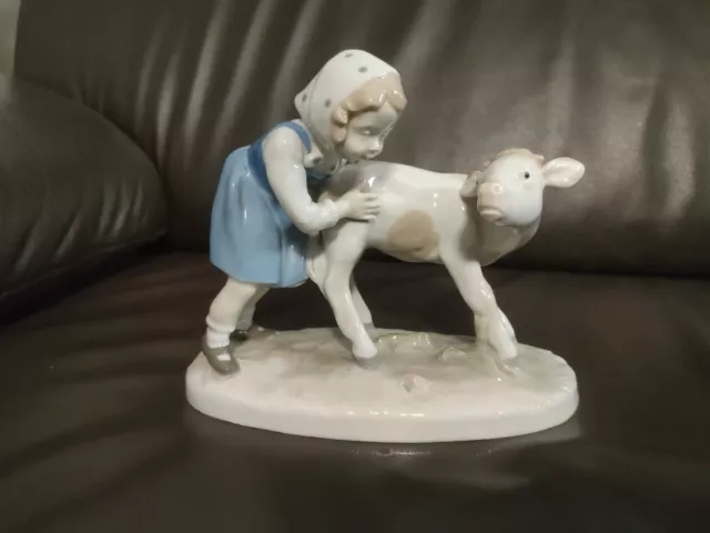 gräfenthal porzellan figur Mädchen Mit Kalb