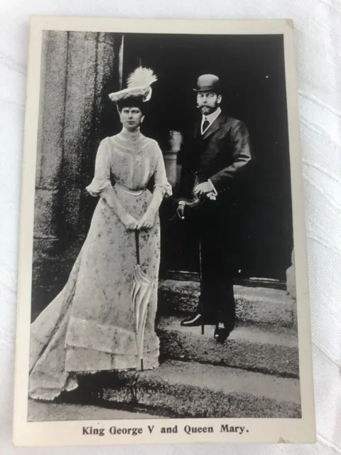 Vintage Postcard B & W - King George V & Queen Mary - Royal Family