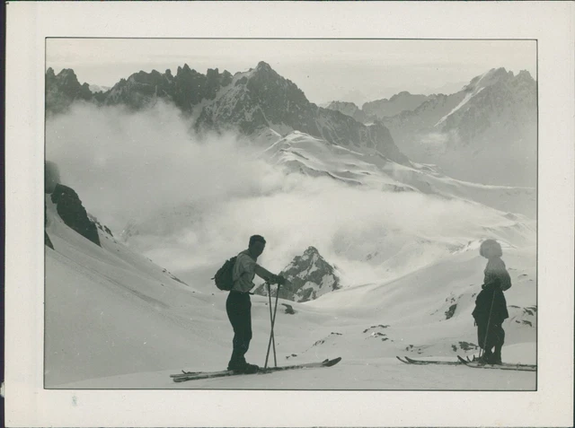 France, Col de la Ponsonnière (Maurienne) Vintage Silver Print.  Silver Print