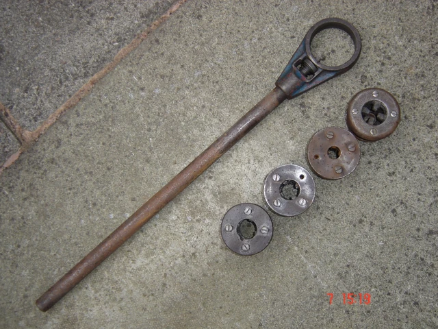 PRESTO HAND PIPE Threader & Dies. £15.00 - PicClick UK