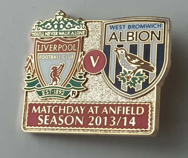 Liverpool v West Bromwich Albion FC WBA Abzeichen - Fußballspiel Pin 2013-2014