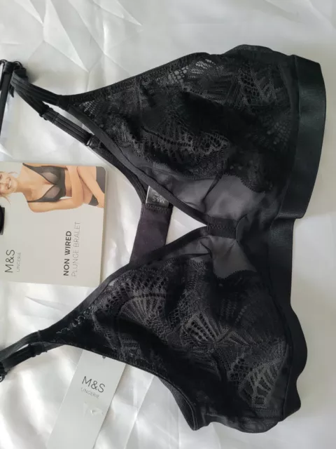 LADIES MARKS AND Spencer NON WIRED PLUNGE BRALET. Size 38B $15.18 ...
