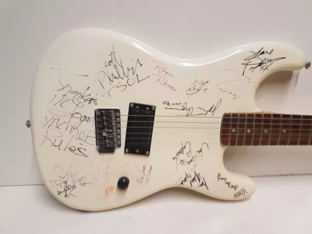 STR*T - signed by VIXEN - GEORGE LYNCH - TSOL - LEGS DIAMOND-GARY CHERONE & MORE