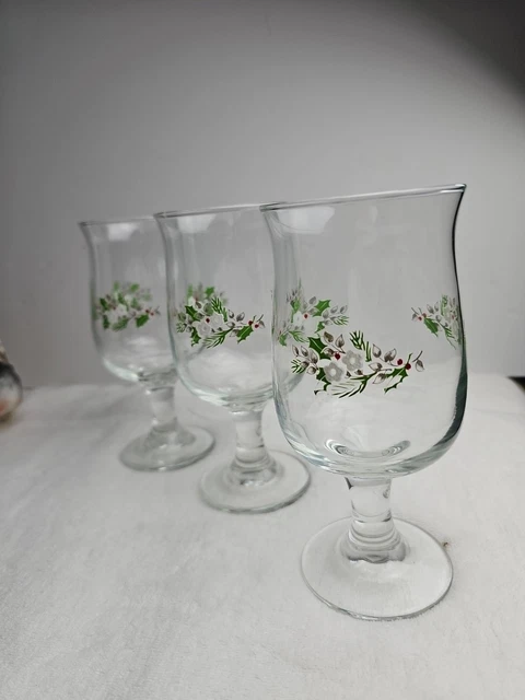 SET OF Vintage Pfaltzgraff CHRISTMAS HEIRLOOM Wine Eggnog